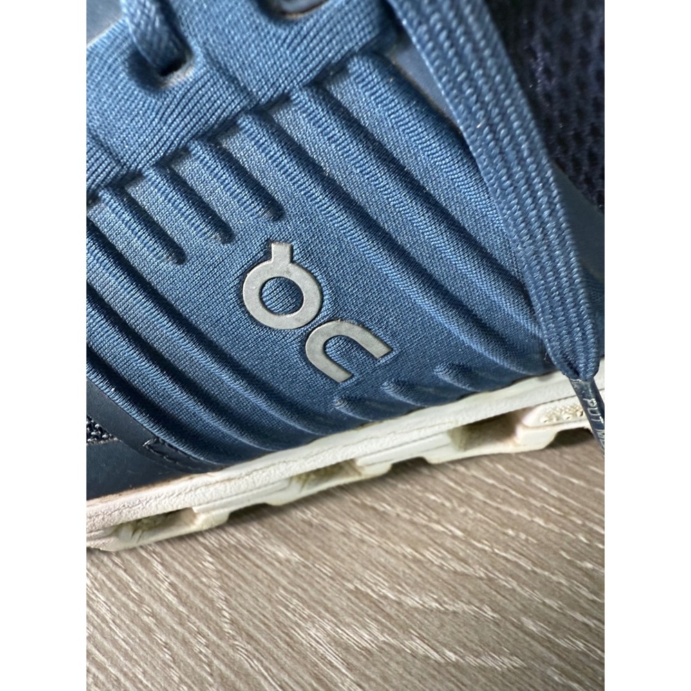 On Cloudflyer Blue Running Shoes Mens Size 10 Swiss Engineering Sneakers - Picture 11 of 15
